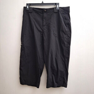 LL Bean Womens Cropped Pant MED Solid Black Zip Pockets Nylon Spandex Hiking